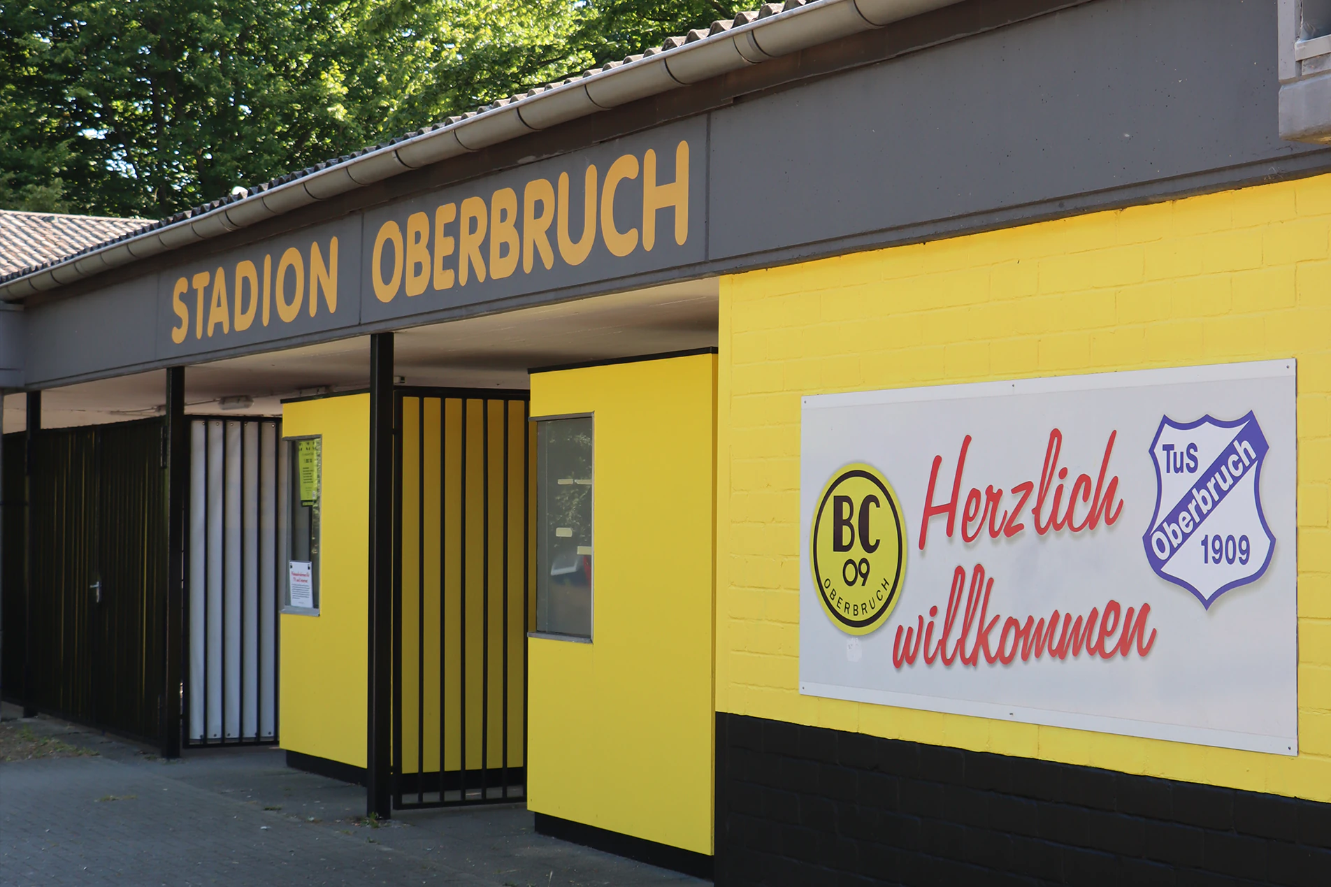 Stadion Eingang des Oberbrucher BC09 Heinsberg e.V. in Oberbruch
