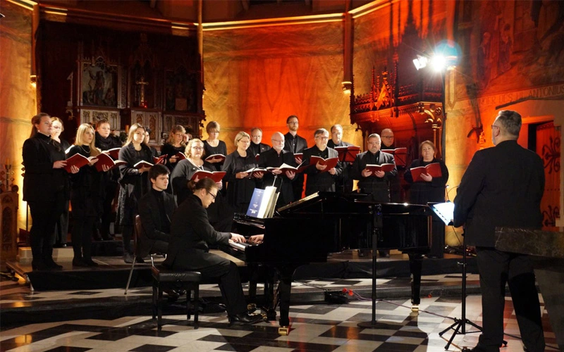 Missa Brevis: Altodijo und Clarinet Choir Schinveld in Hilfarth