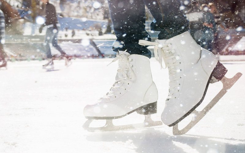 Geilenkirchen on Ice – Winterspaß mit Kunststoffeisbahn, Eisstockschießen und Live-Musik