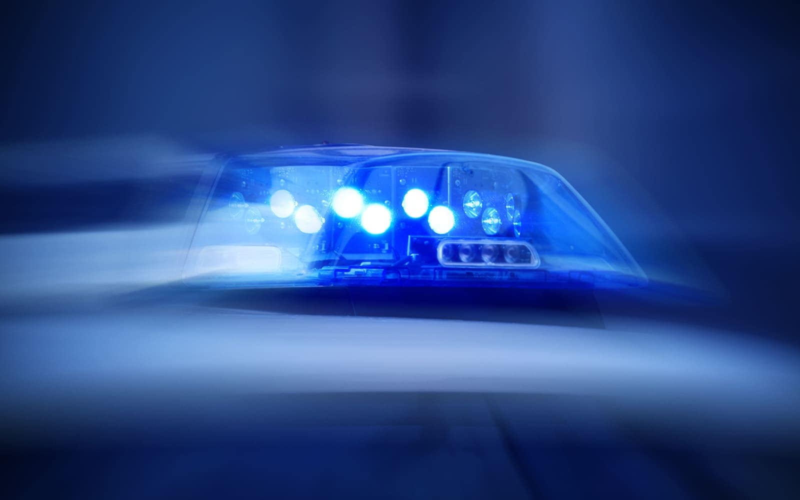 Bargeld auf der Erkelenzer Straße gestohlen – Pkw aufgebrochen