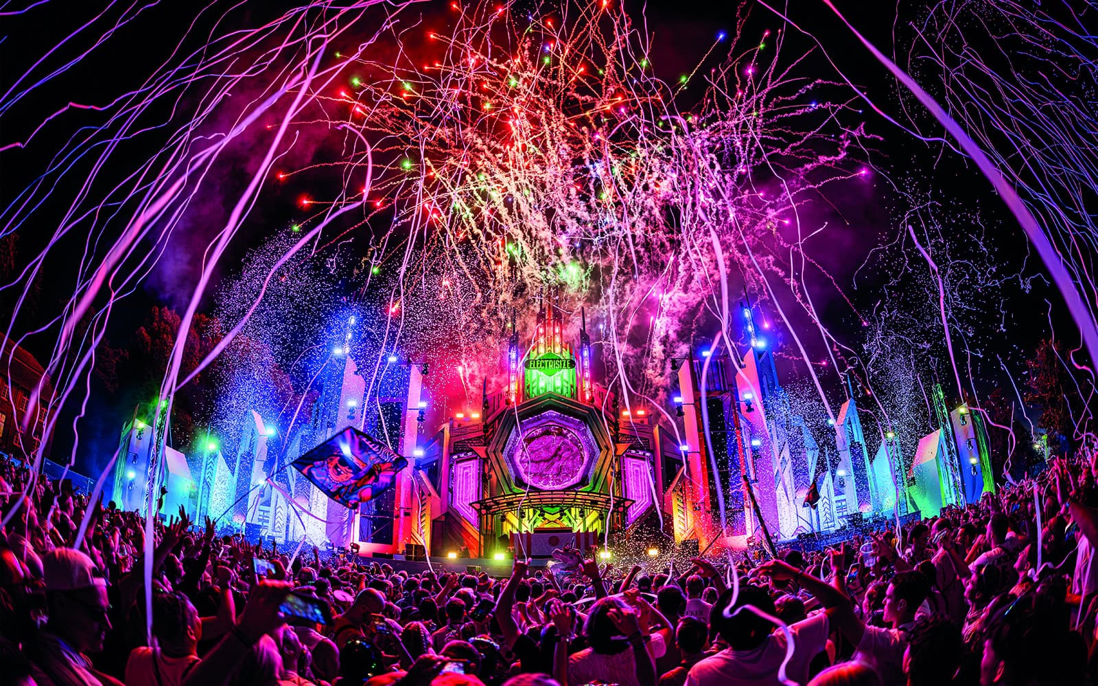 Electrisize Festival 2026: Turbo Takeover, Signing Sessions und noch mehr Feuerwerk